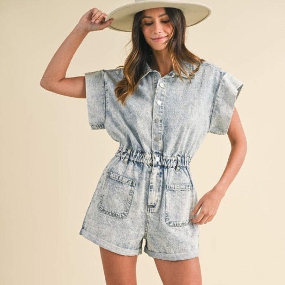 Annie Wear Elastic Waistband Short Sleeve Denim Romper